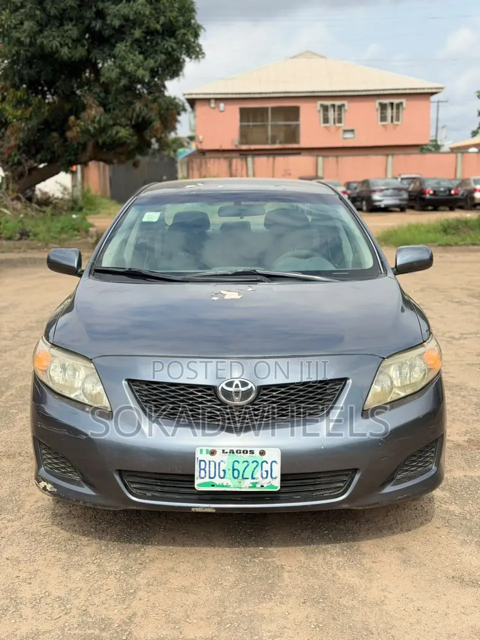 Toyota Corolla Base 4dr Sedan (1.8L 4cyl 5M) 2009 Gray