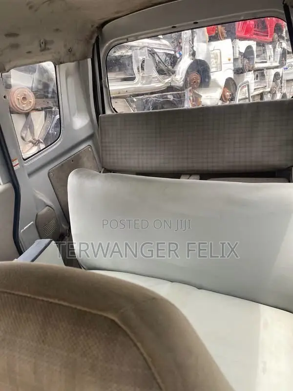 Mitsubishi Fuso Aero Bus 2009 Silver