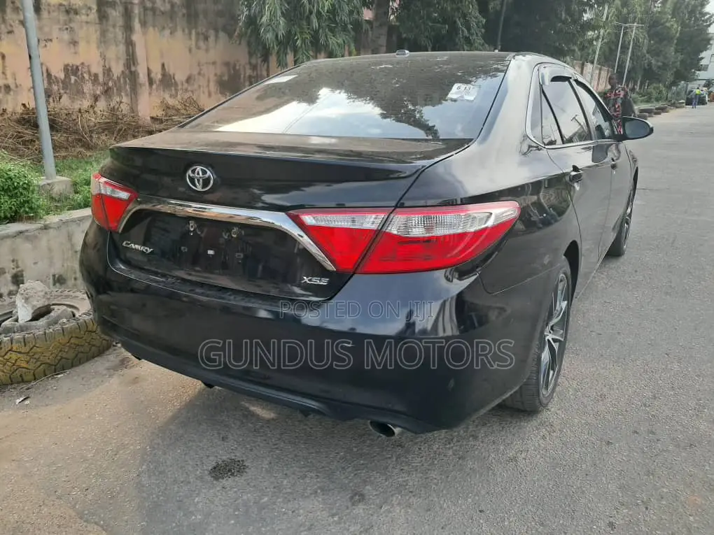 Toyota Camry XSE 4dr Sedan (2.5l 4cyl 6A) 2016 Black