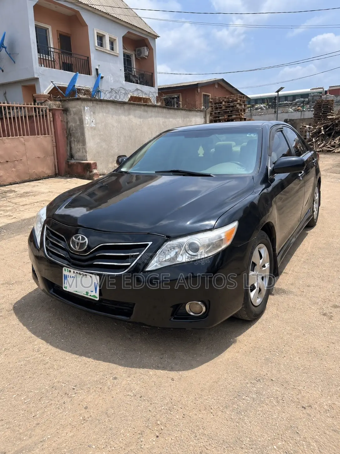 Toyota Camry LE 4dr Sedan (2.5L 4cyl 6A) 2011 Black