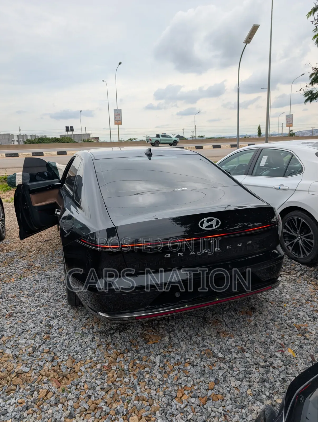 Hyundai Grandeur 2024 Black