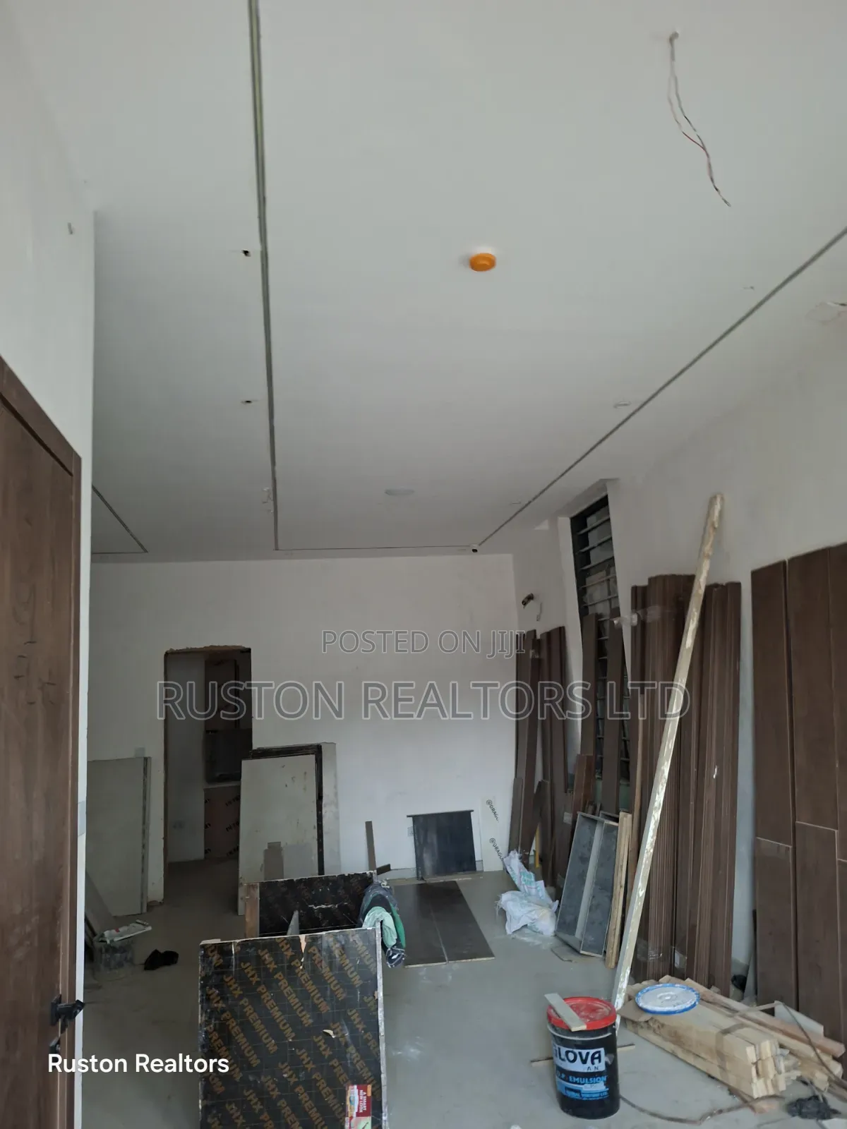 3bdrm Apartment in Ikeja GRA for sale