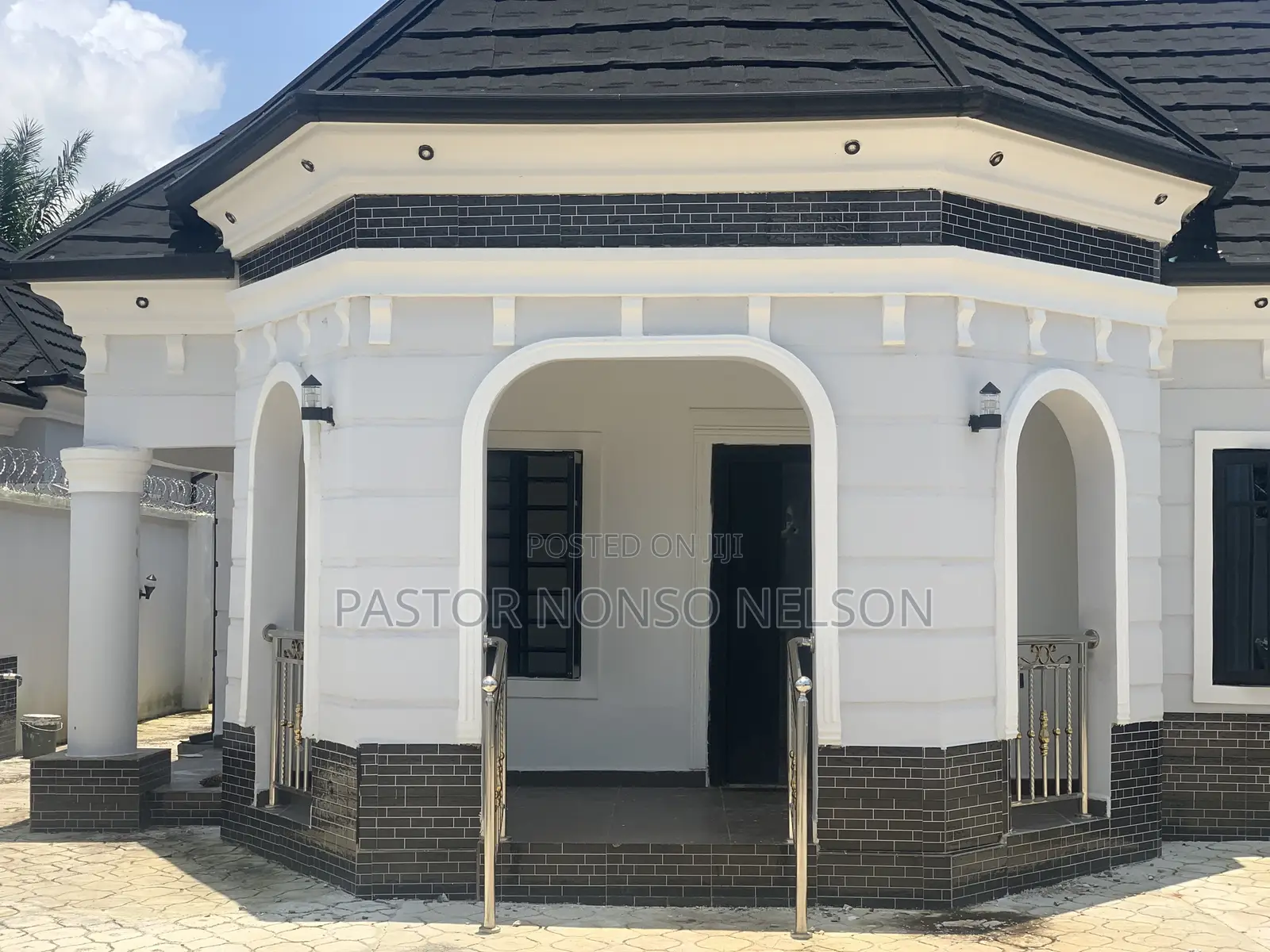 4bdrm Bungalow in Station, Ohaji/Egbema for sale