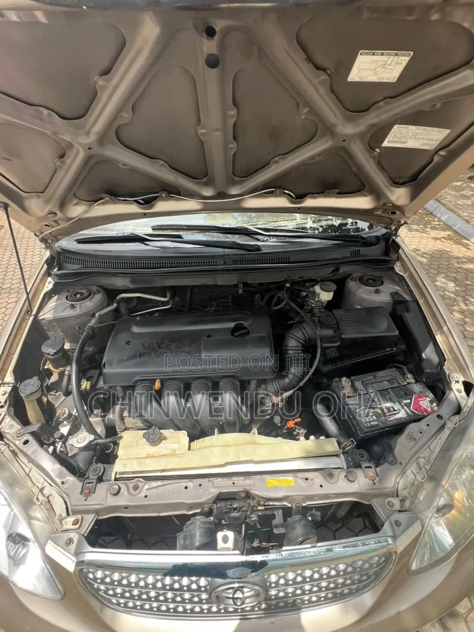Toyota Corolla 2004 Gold