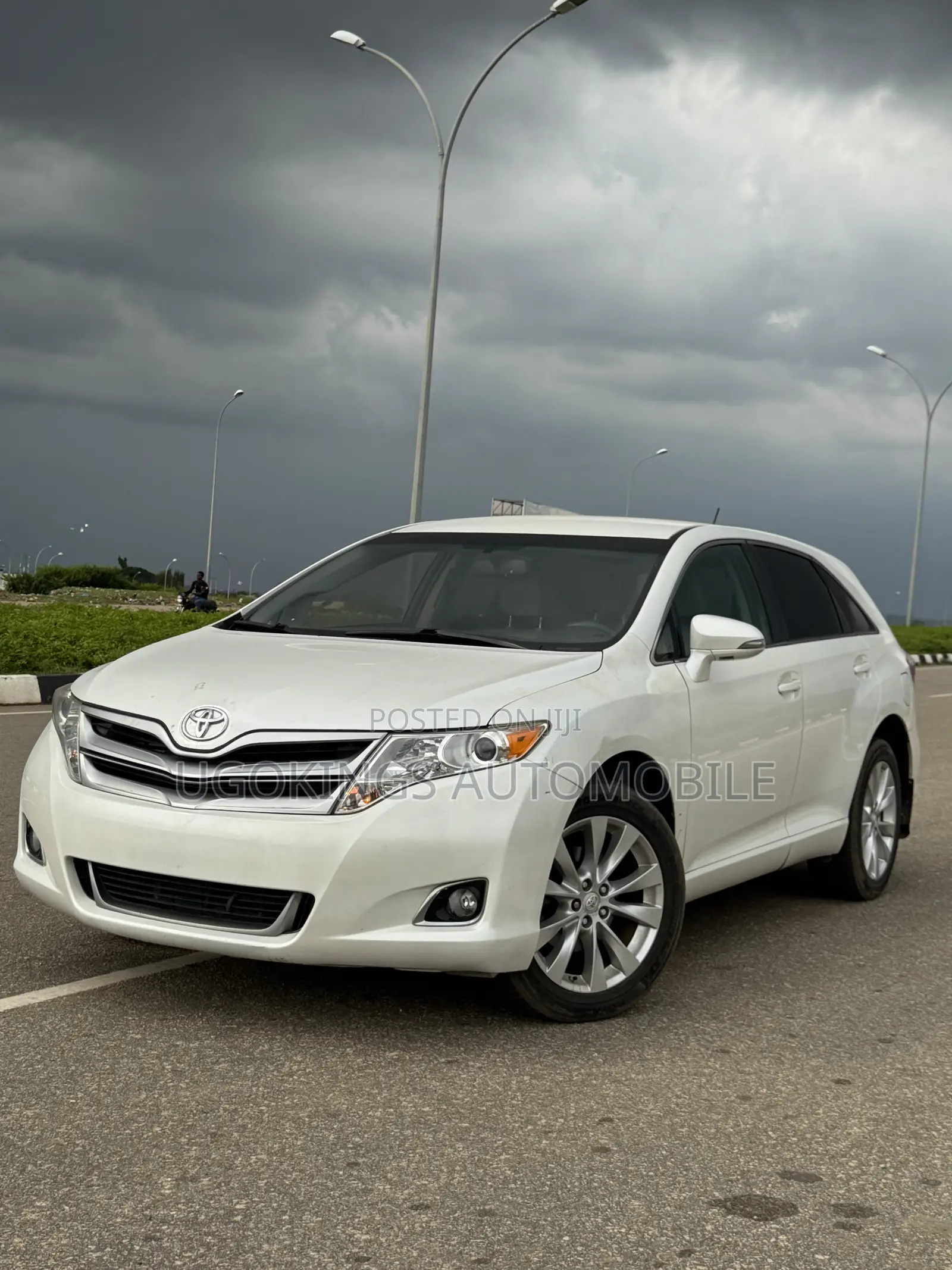 Toyota Venza XLE AWD 2013 White