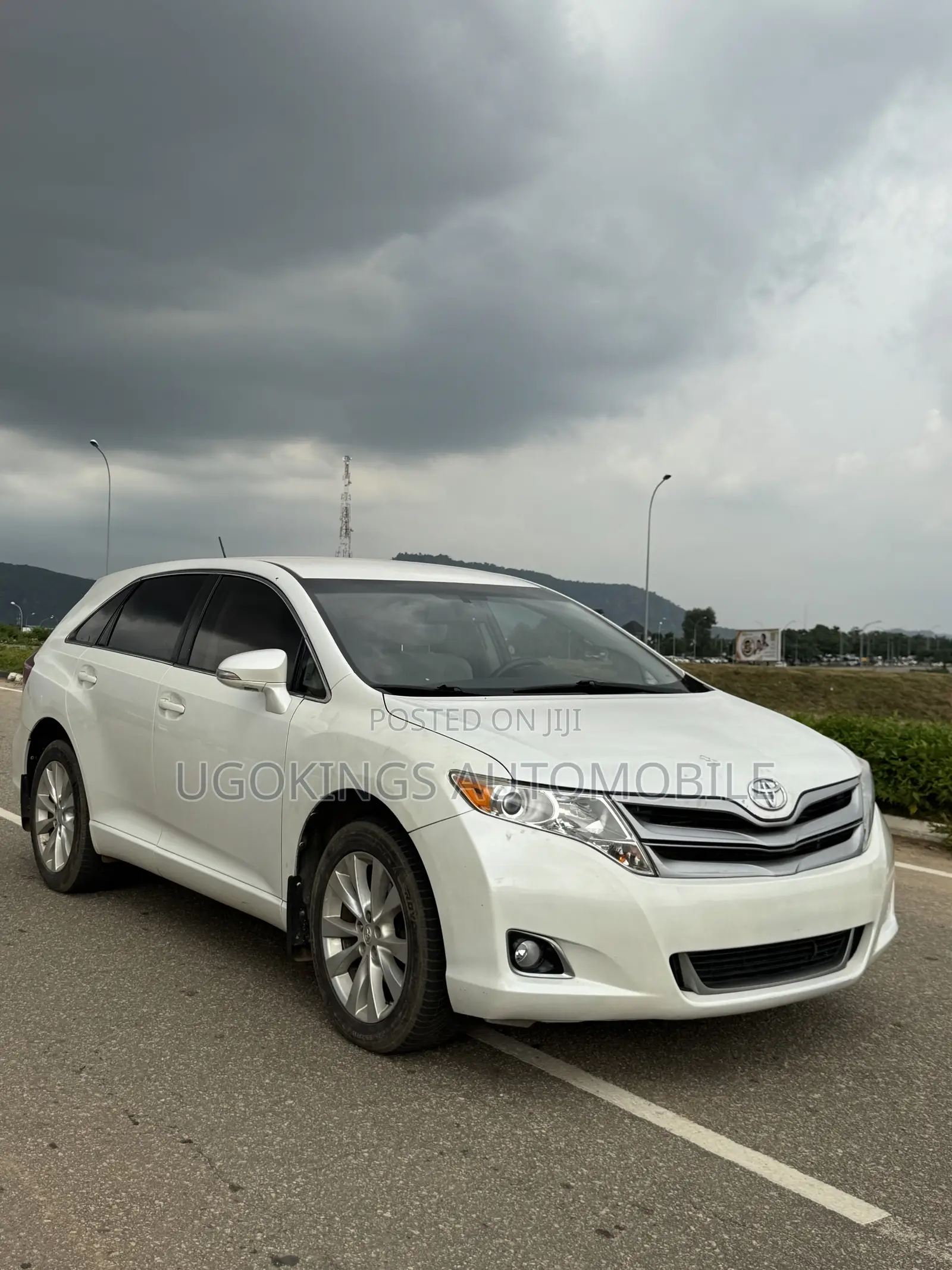 Toyota Venza XLE AWD 2013 White