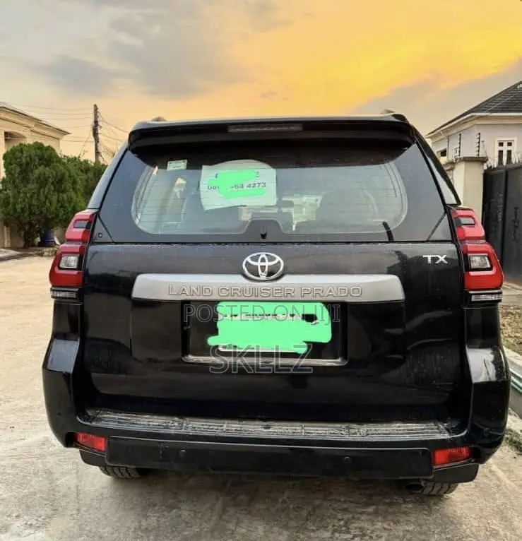 Toyota Land Cruiser Prado 2019 Black