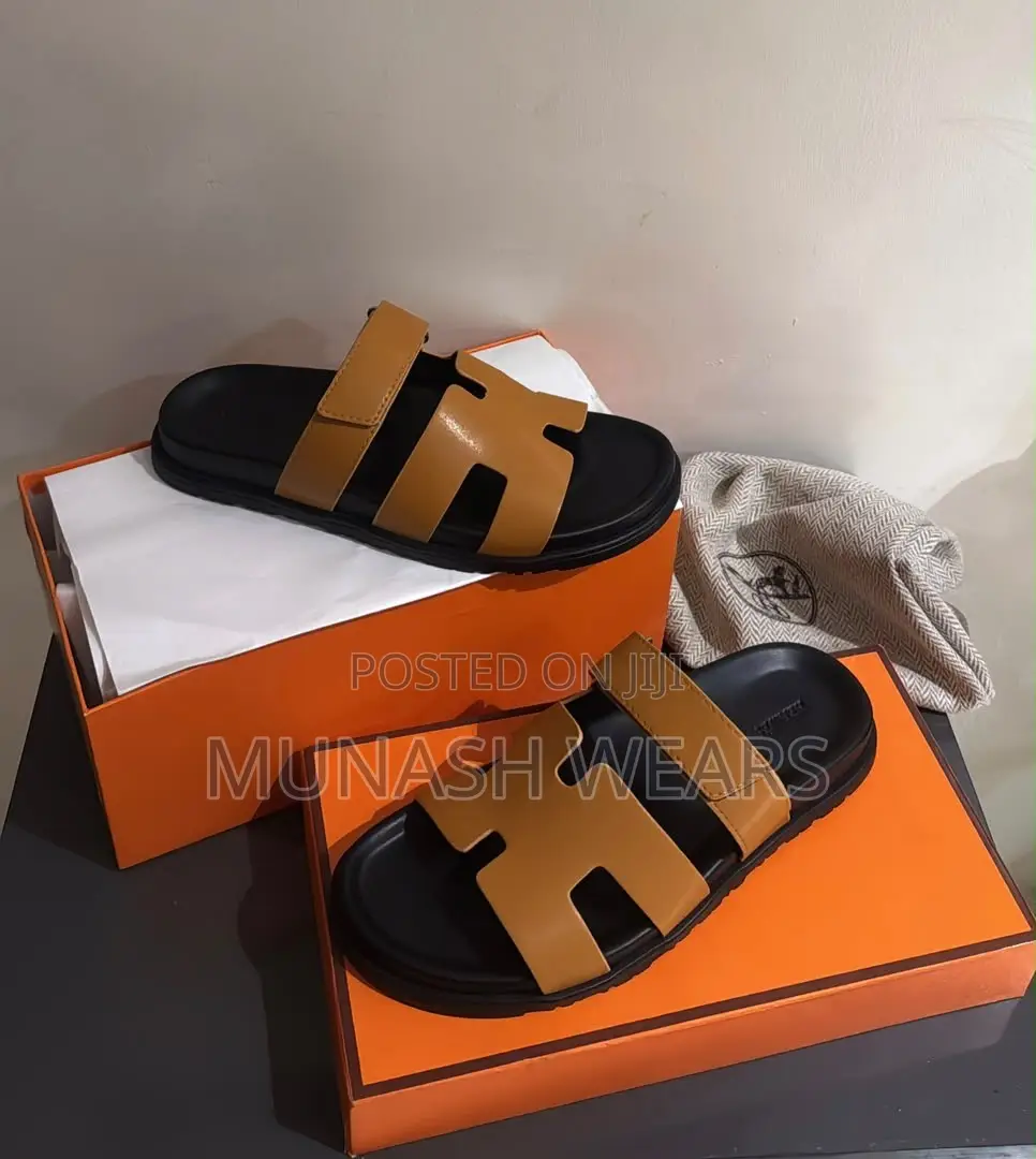 HERMES PALM SLIPERS 40-46 Available in Brown and Black