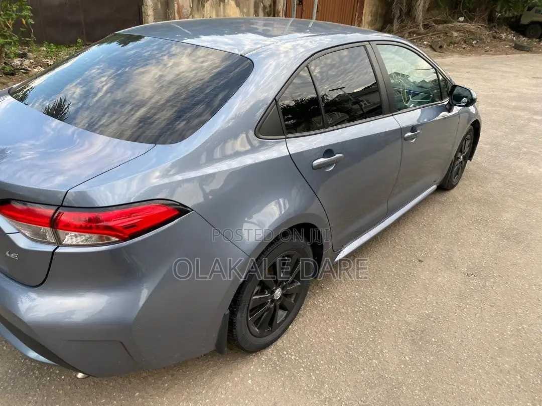 Toyota Corolla 2021 Blue