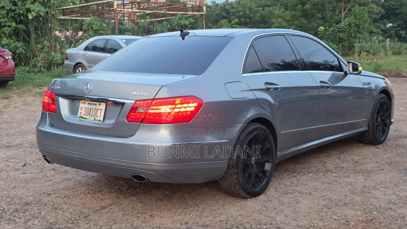 Mercedes-Benz E350 Base 4Matic Sedan AWD (3.5L 6cyl 7A) 2010 Gray