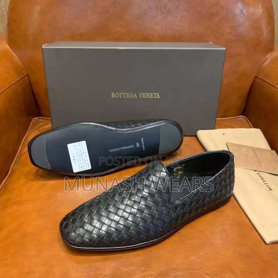 Italian Bottega Venetta Available in 3 Colors