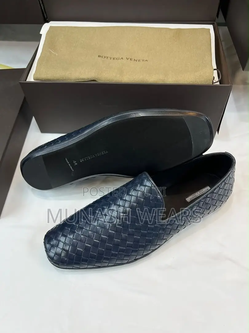 Italian Bottega Venetta Available in 3 Colors