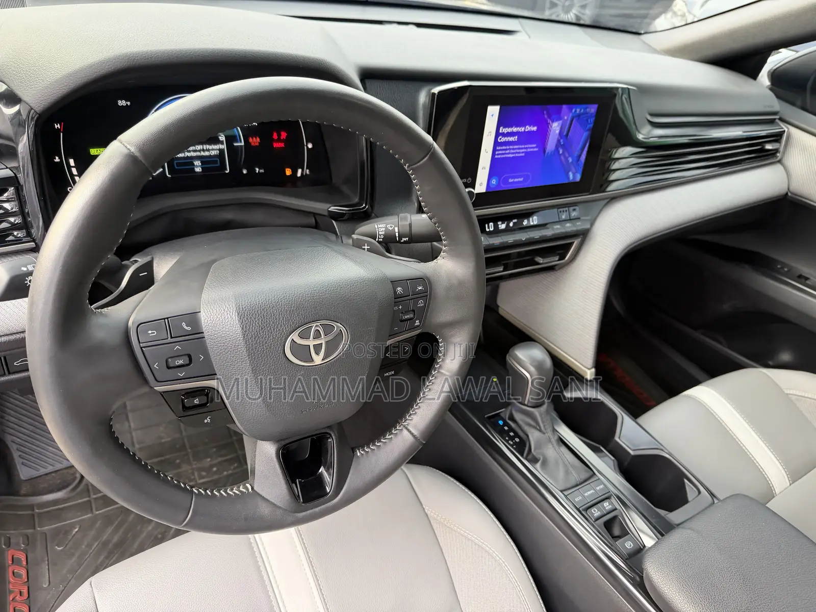 New Toyota Camry 2025 White
