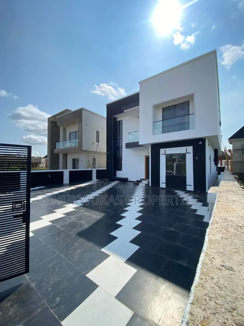 4bdrm Duplex in Main Centenary, Enugu for sale