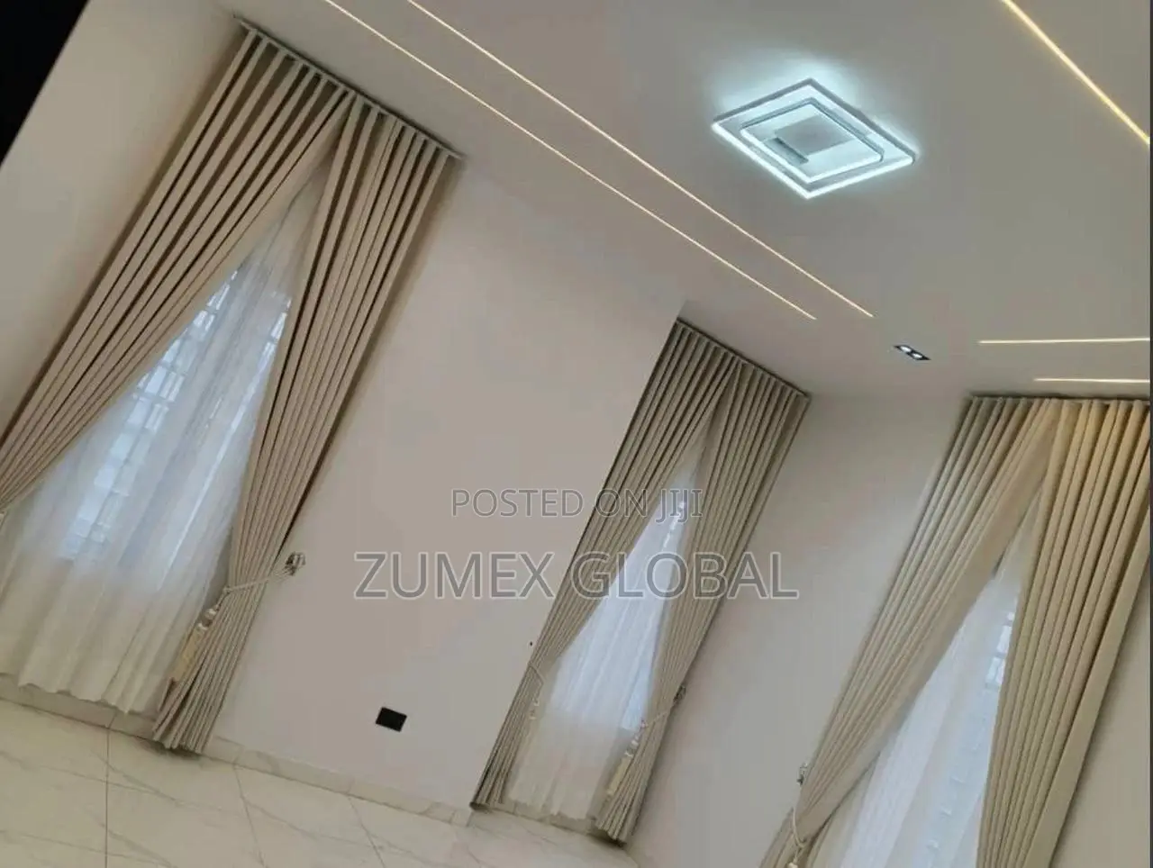 Luxury American Style Curtain Premium Quality/ Custom Made
