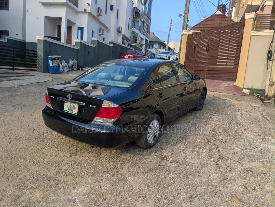 Toyota Camry LE 4dr Sedan (2.4L 4cyl 5A) 2005 Black