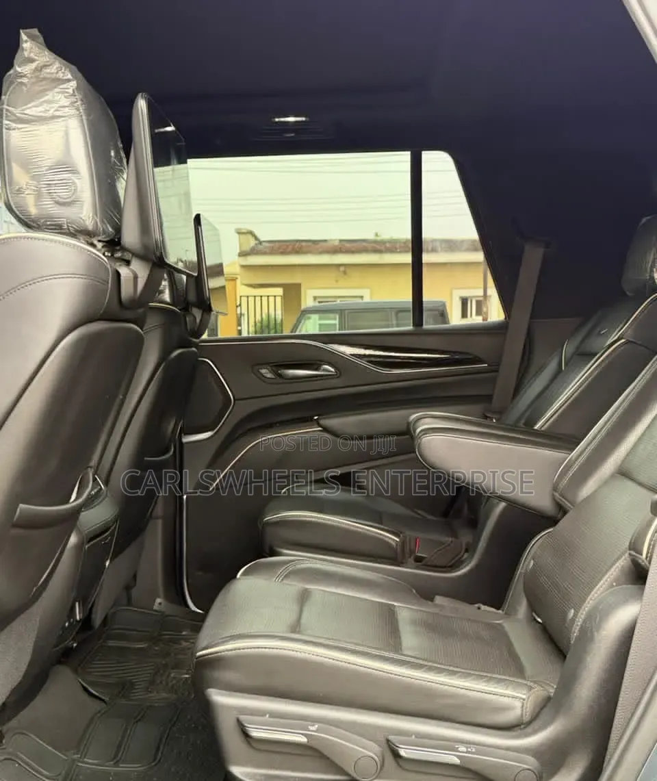 Cadillac Escalade 2022 Black