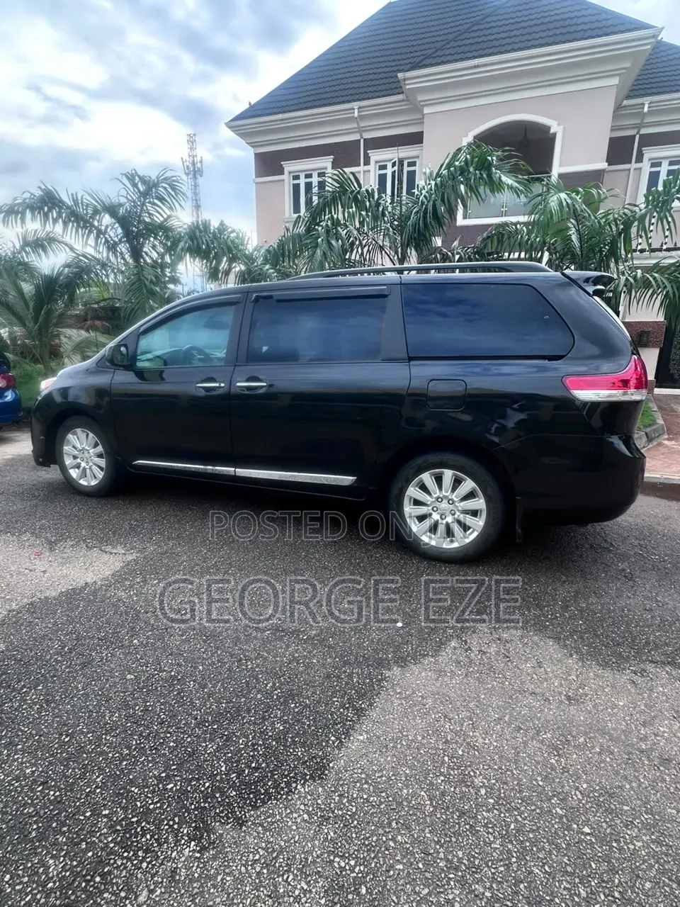Toyota Sienna 2015 Black