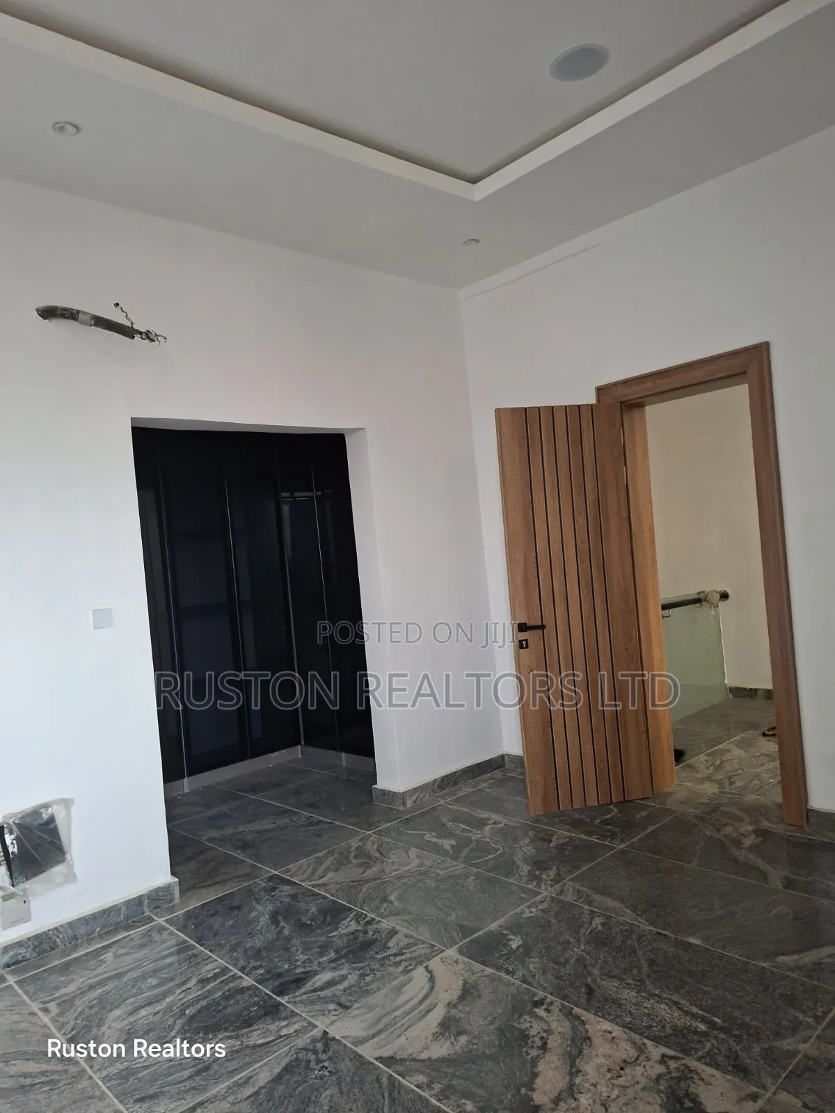 4bdrm Duplex in Omole Phase 1 for sale