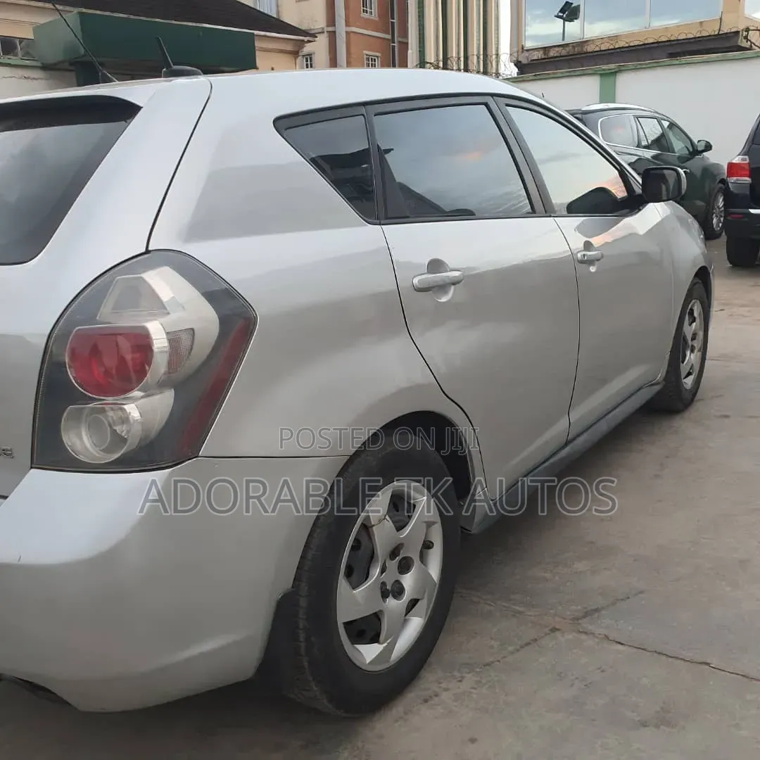 Pontiac Vibe 2.4 4WD 2009 Silver