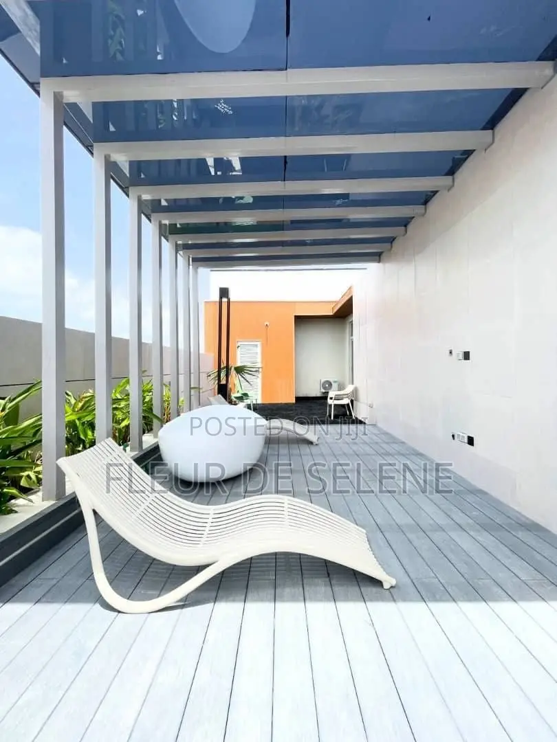 2bdrm Penthouse in Lekki Phase 1 for sale