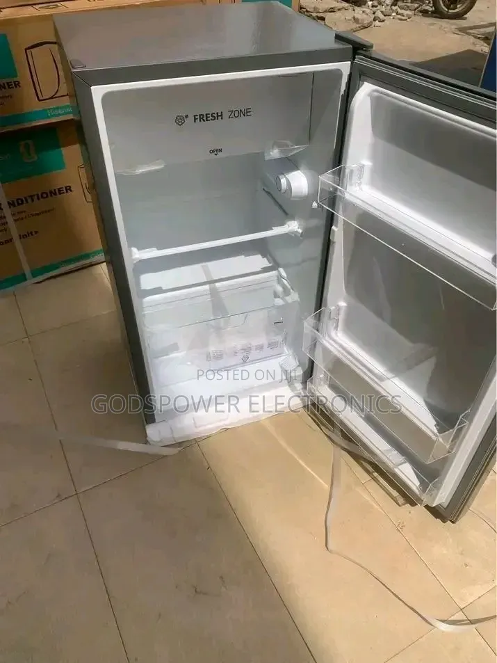Hisense Standing Refrigerators 121l 2 Years Warranty