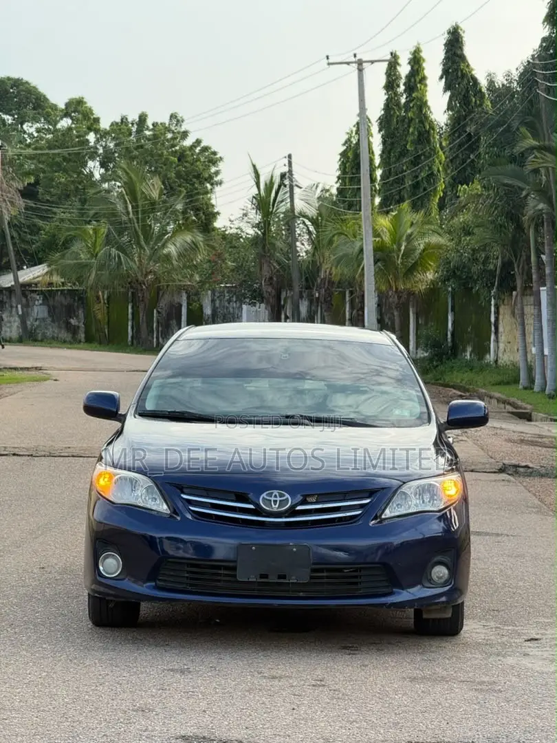 Toyota Corolla 2013 Blue