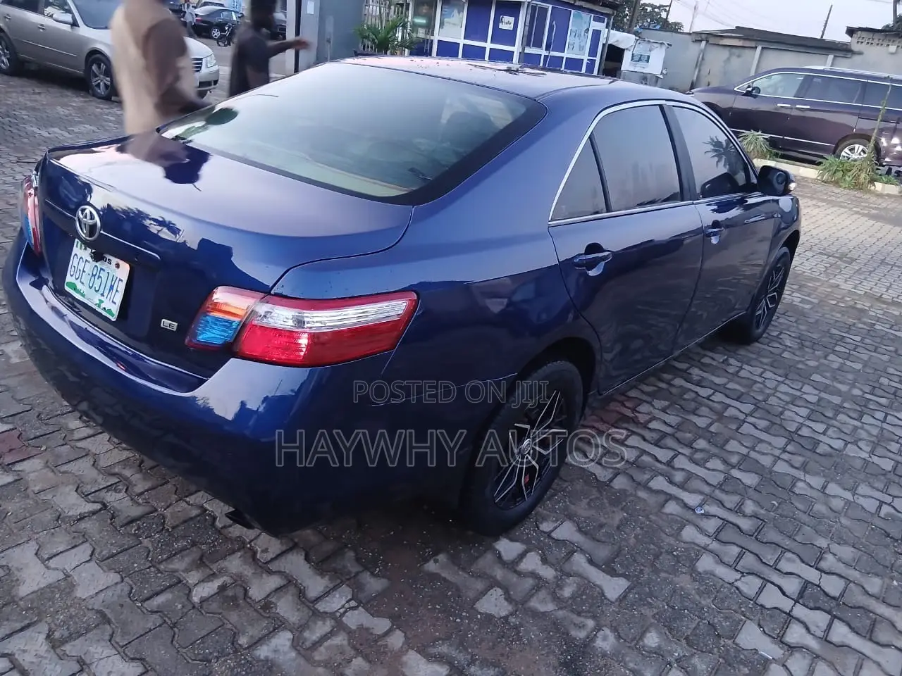 Toyota Camry LE 4dr Sedan (2.4L 4cyl 5A) 2009 Blue