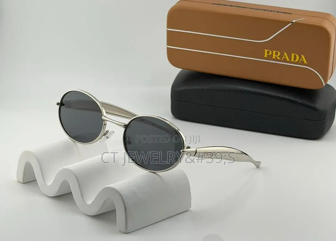 Luxury Prada for the Fashionable Prada Sunglass