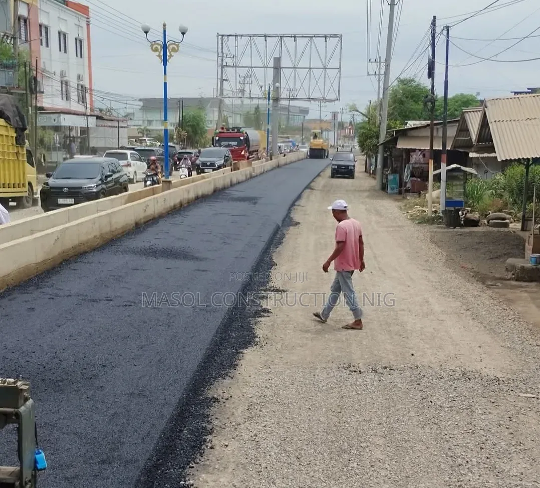 Asphalt Road Construction Expert