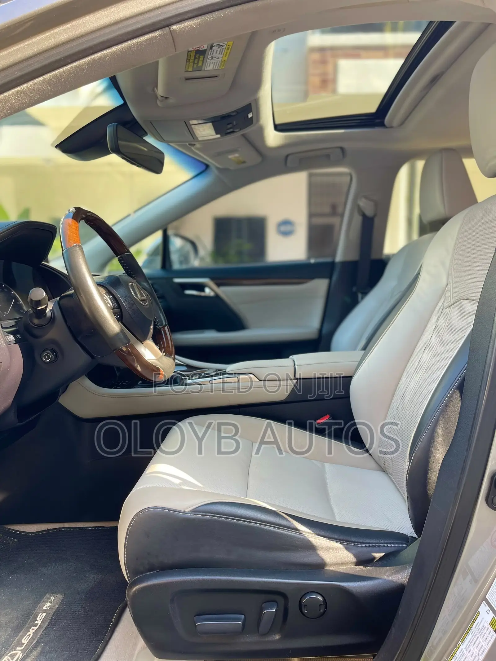 Lexus RX 350 AWD 2017 Gold