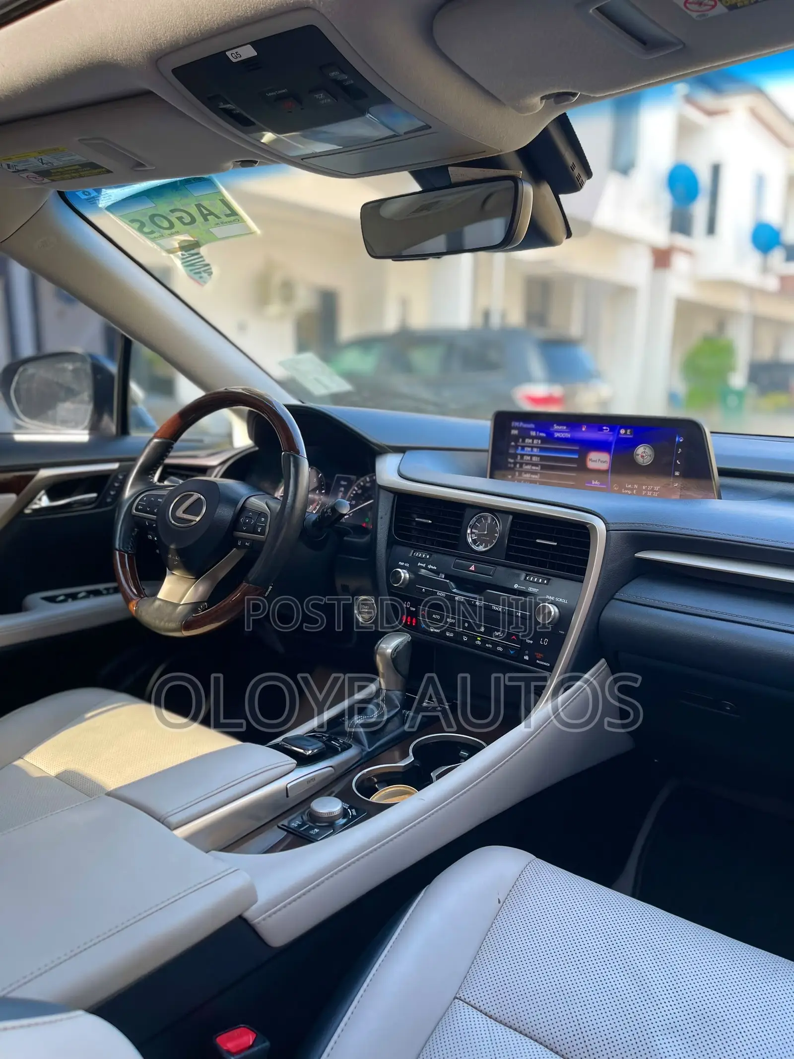 Lexus RX 350 AWD 2017 Gold