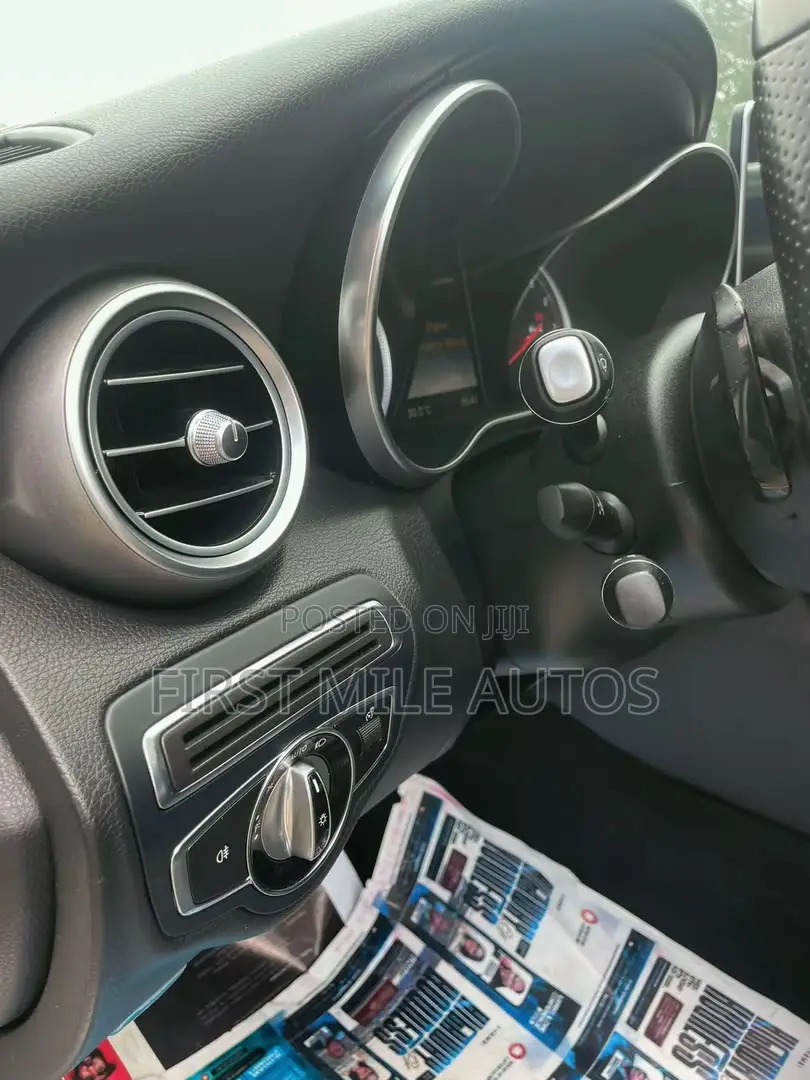 Mercedes-Benz C400 2016 Black
