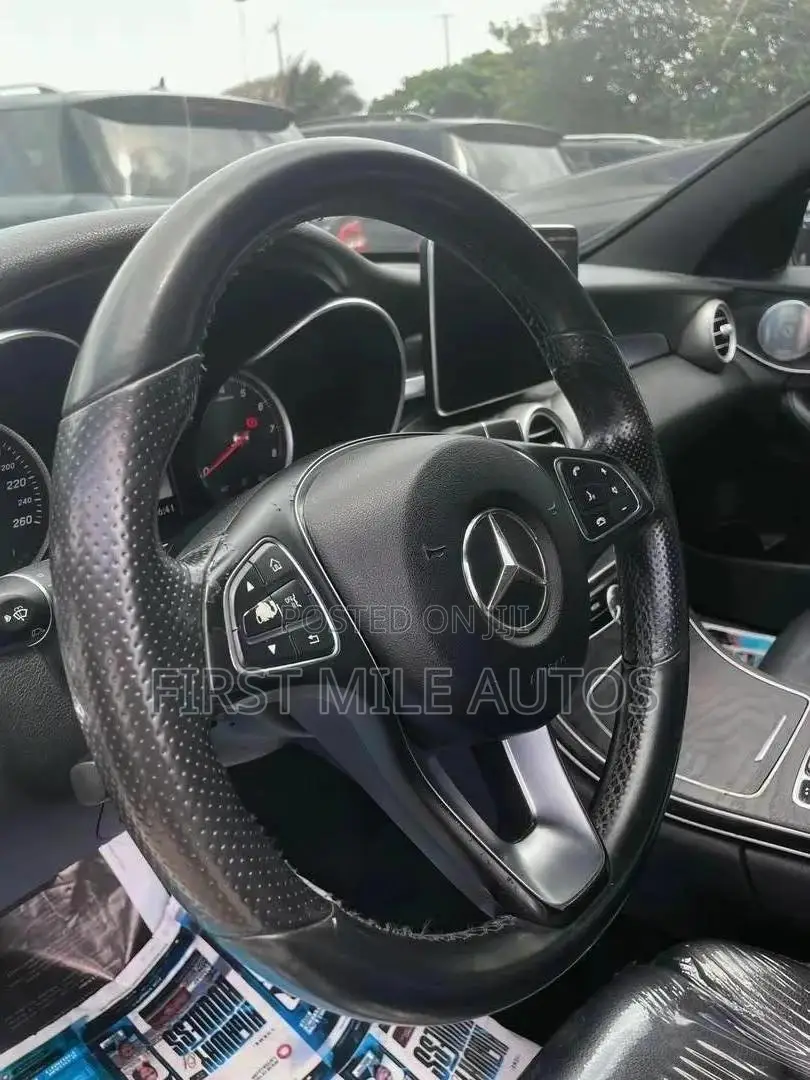 Mercedes-Benz C400 2016 Black