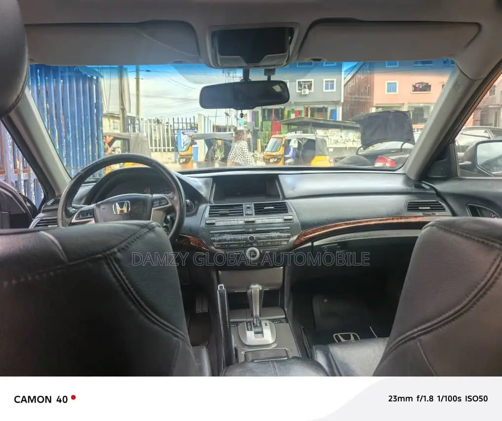 Honda Crosstour 2010 Black