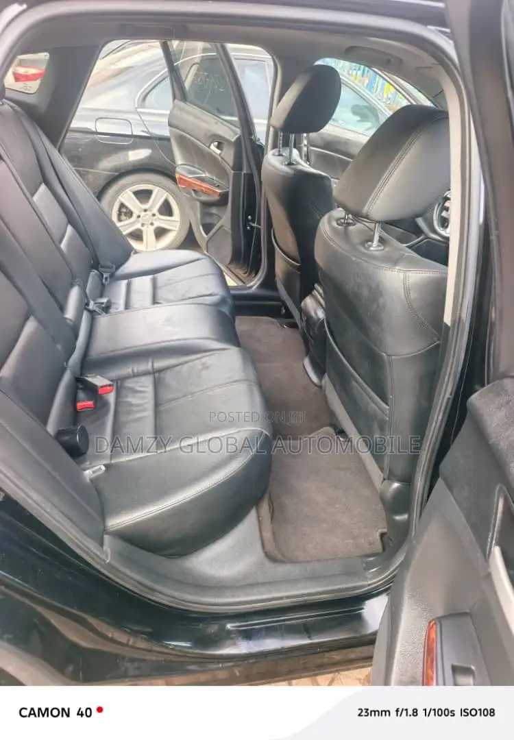 Honda Crosstour 2010 Black