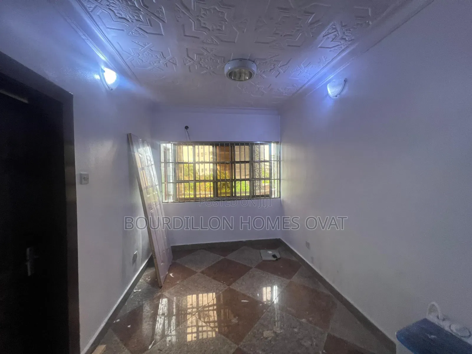 3bdrm Apartment in Ikoyi Lagos, Gerard Road for rent