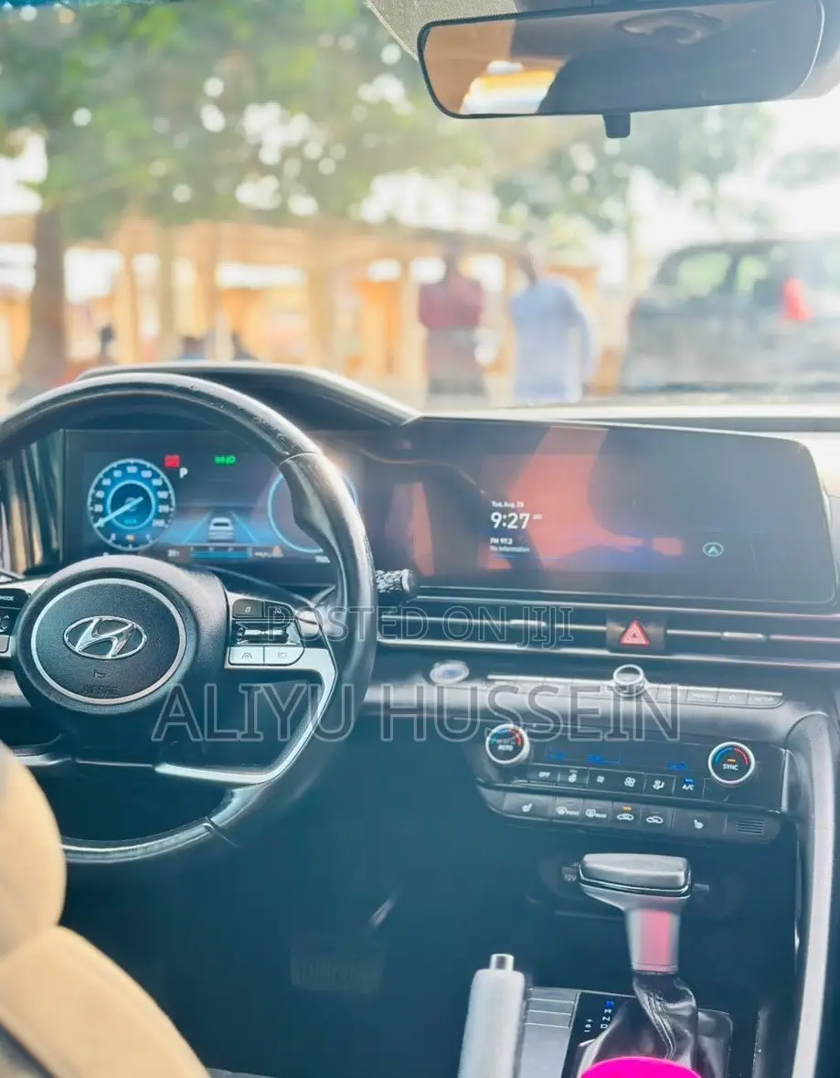 Hyundai Sonata 2023 White