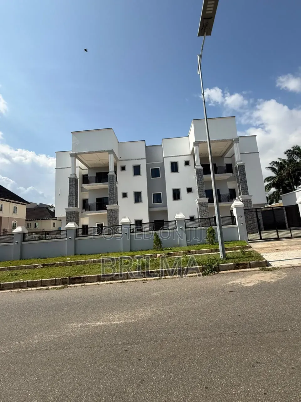 3bdrm Apartment in Guzape District for sale
