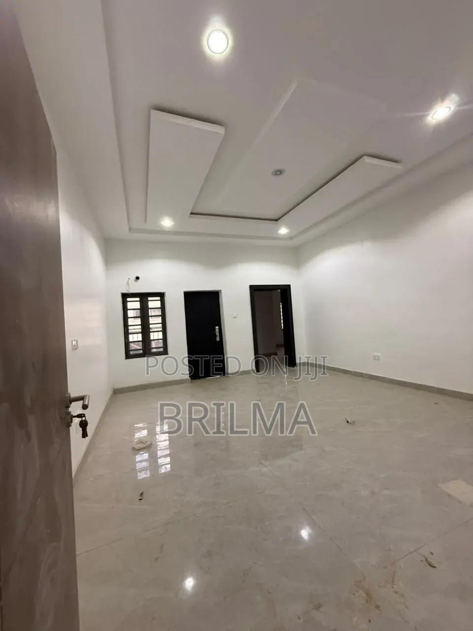 3bdrm Apartment in Guzape District for sale