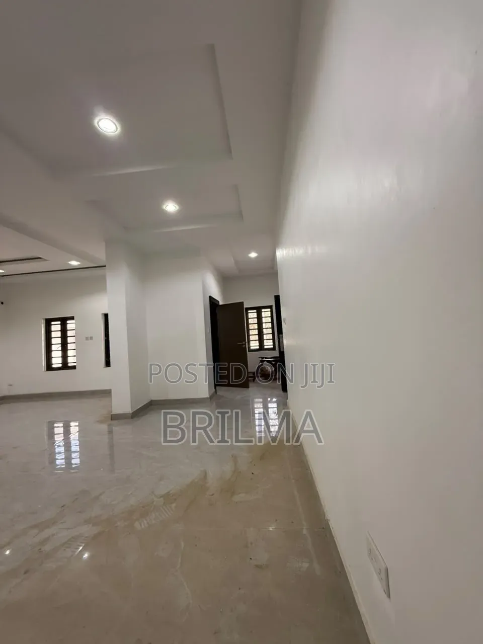 3bdrm Apartment in Guzape District for sale