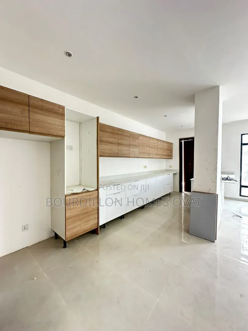 2bdrm Apartment in Old Ikoyi Lagos for sale