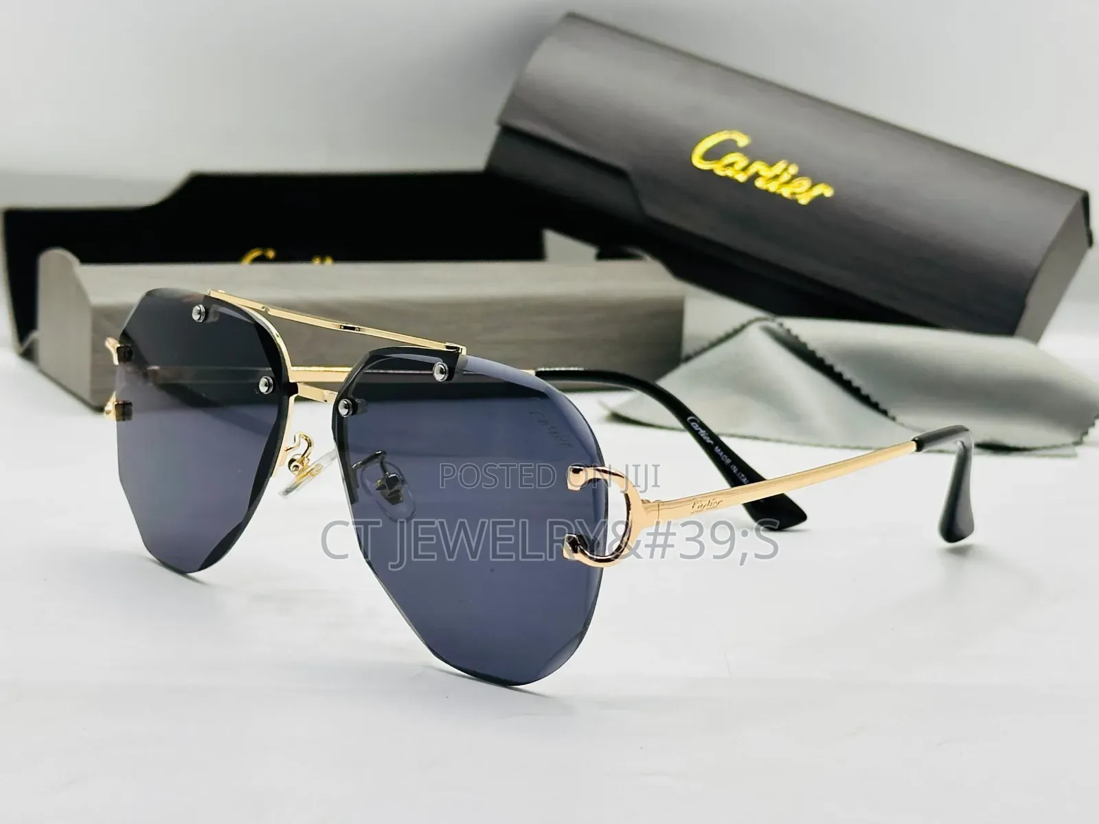 CARTIER Luxury Rimless Aviator Sunglasses a Gold-Tone Metal Frame