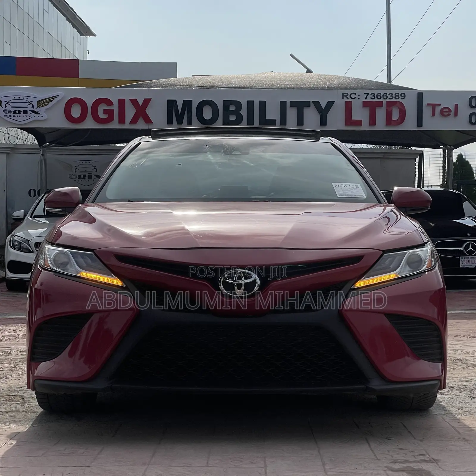 Toyota Camry 2019 Red