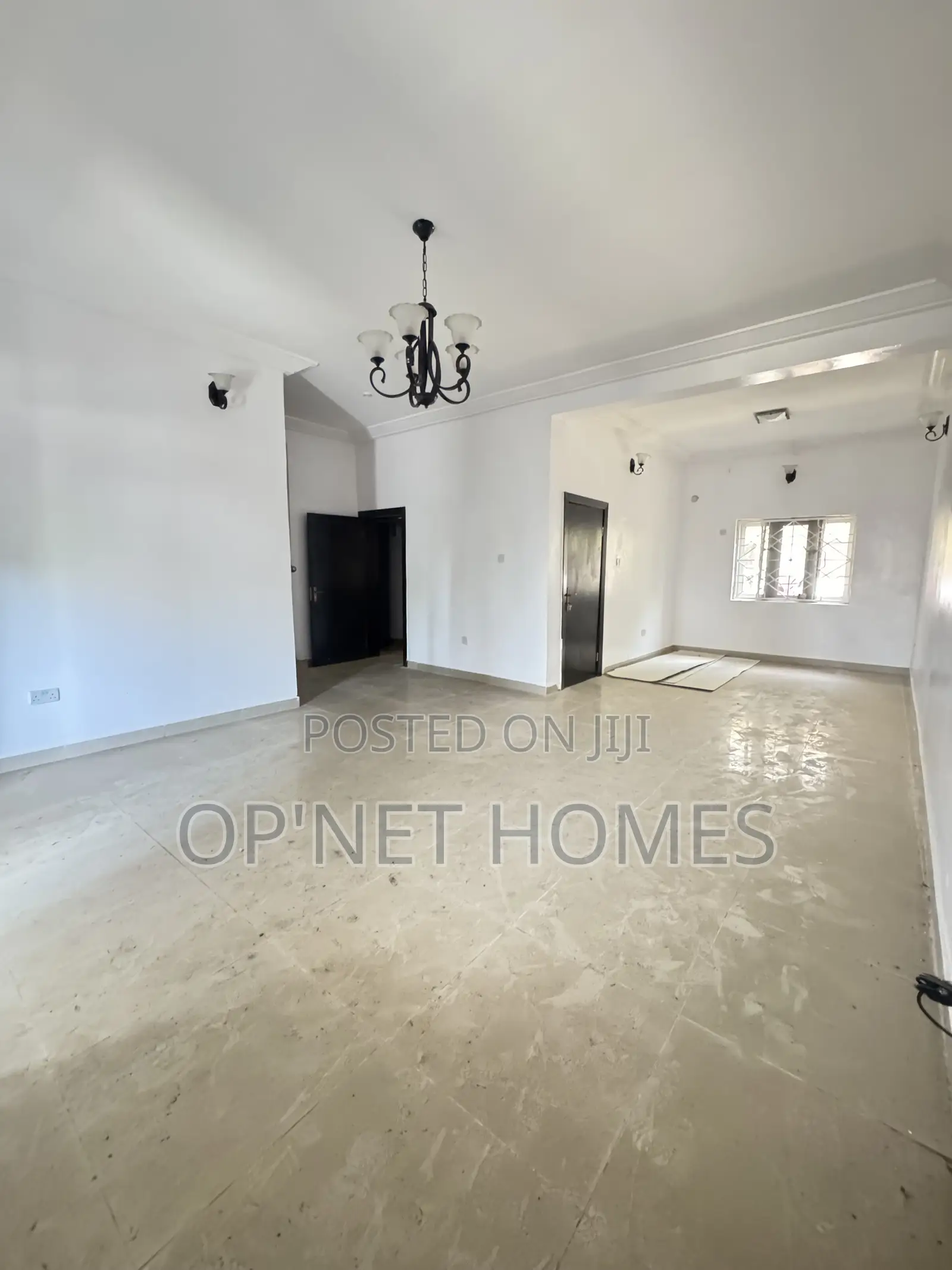 4bdrm Duplex in Lekki for sale