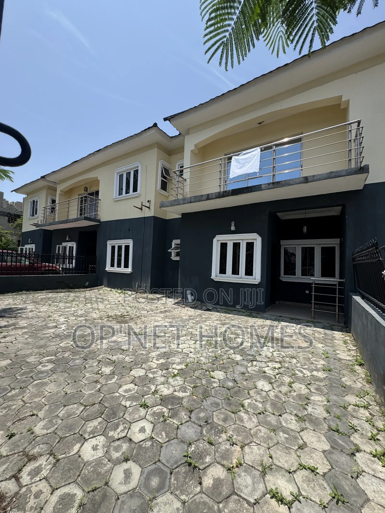4bdrm Duplex in Lekki for sale