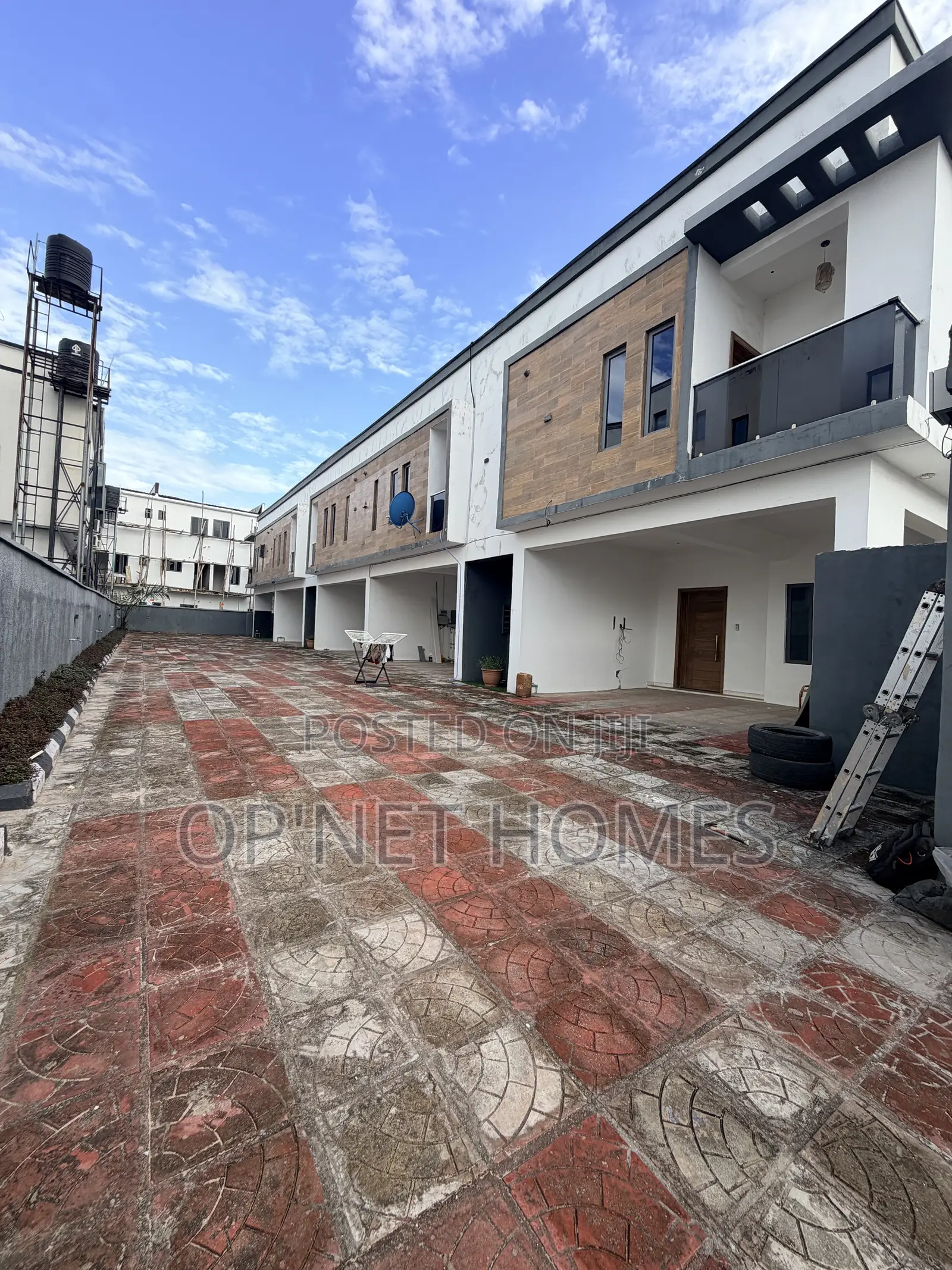 4bdrm Duplex in Lekki for sale