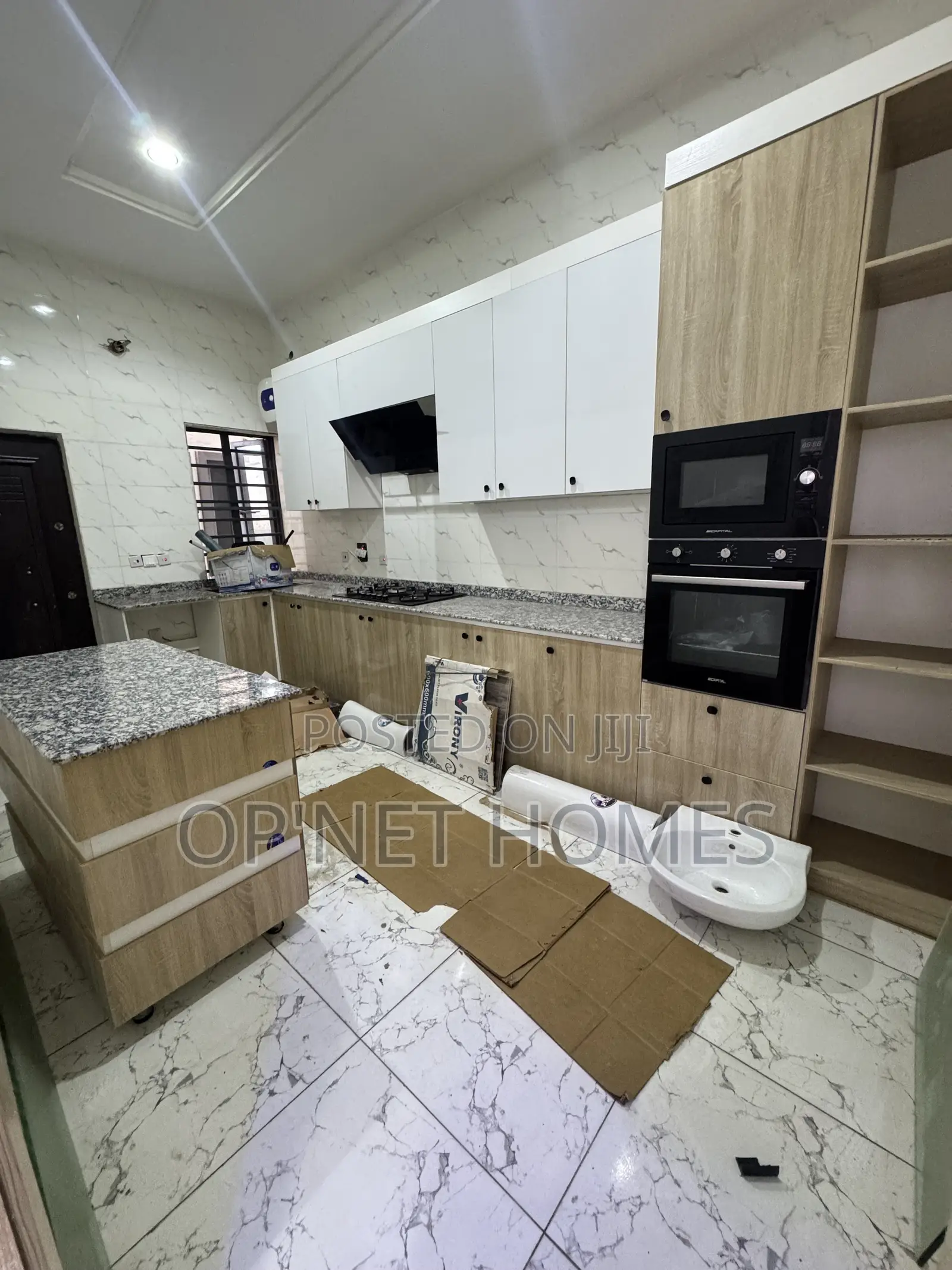 4bdrm Duplex in Lekki for rent