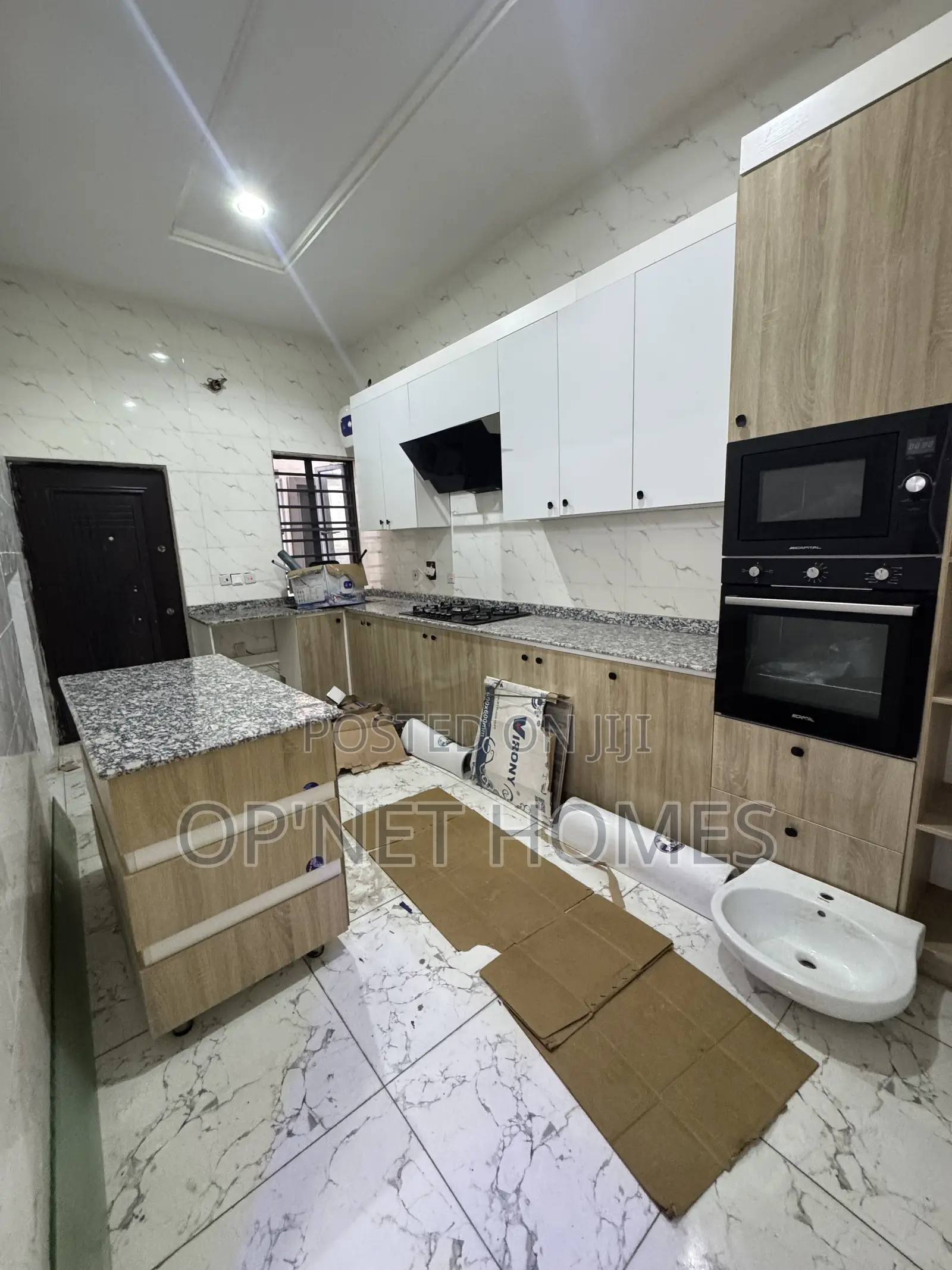 4bdrm Duplex in Lekki for rent