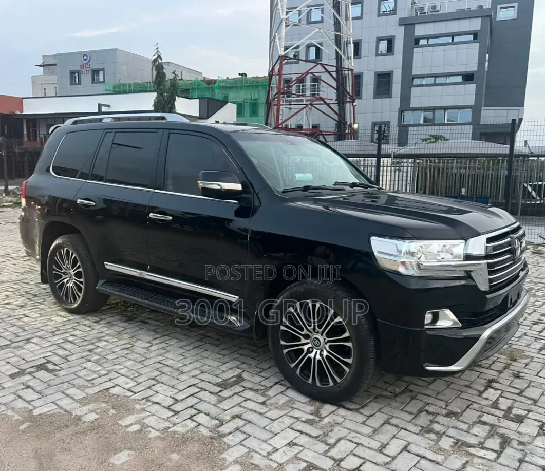 Toyota Land Cruiser 2018 Black